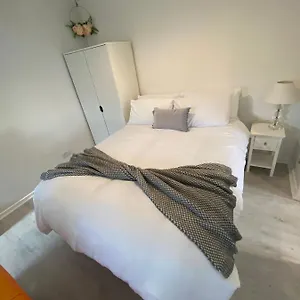 Spring Grove Apartment